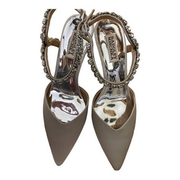 Badgley Mischka galaxy Crystal embellished evening shoe size 7 used - Picture 8 of 10